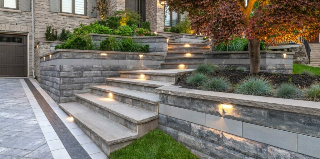 Unilock   Beacon Hill Smooth- Granite Blend U-Cara Granite Blend-Pitched Opal-Smoothed