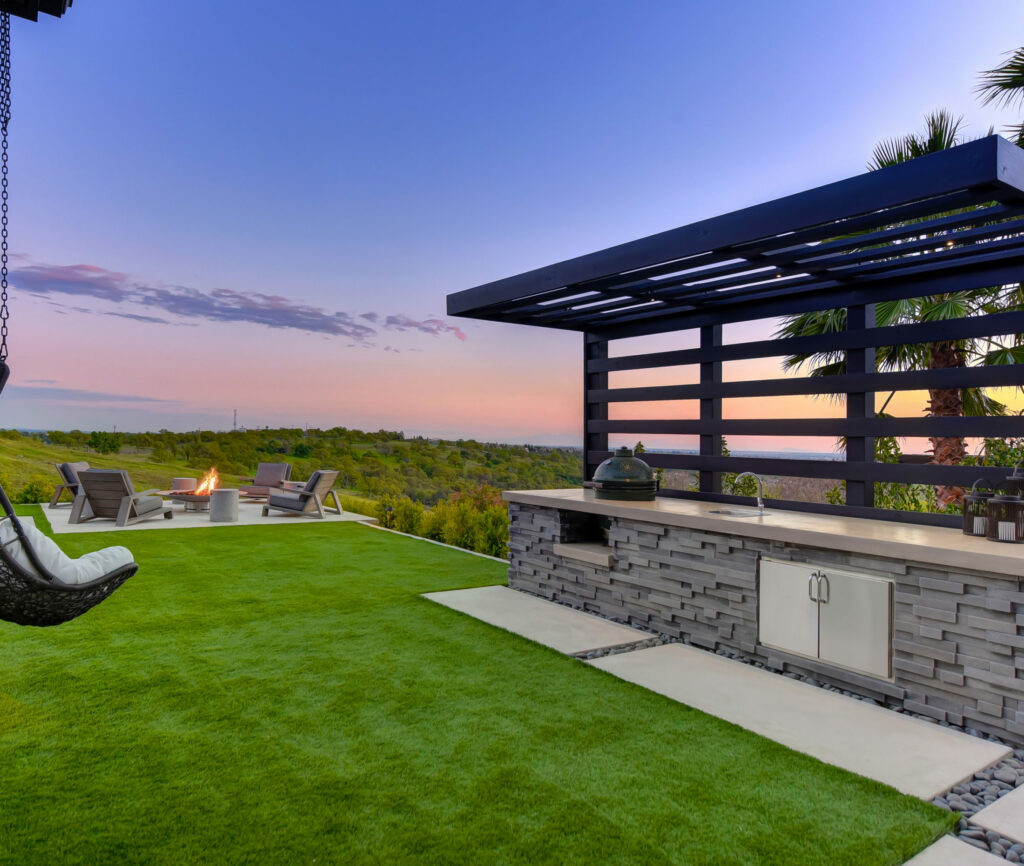 Cultured Stone: Pro Fit Modera Ledgestone- Carbon
